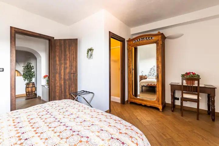 Bed & Breakfast L'Erica Finale Ligure Exterior foto