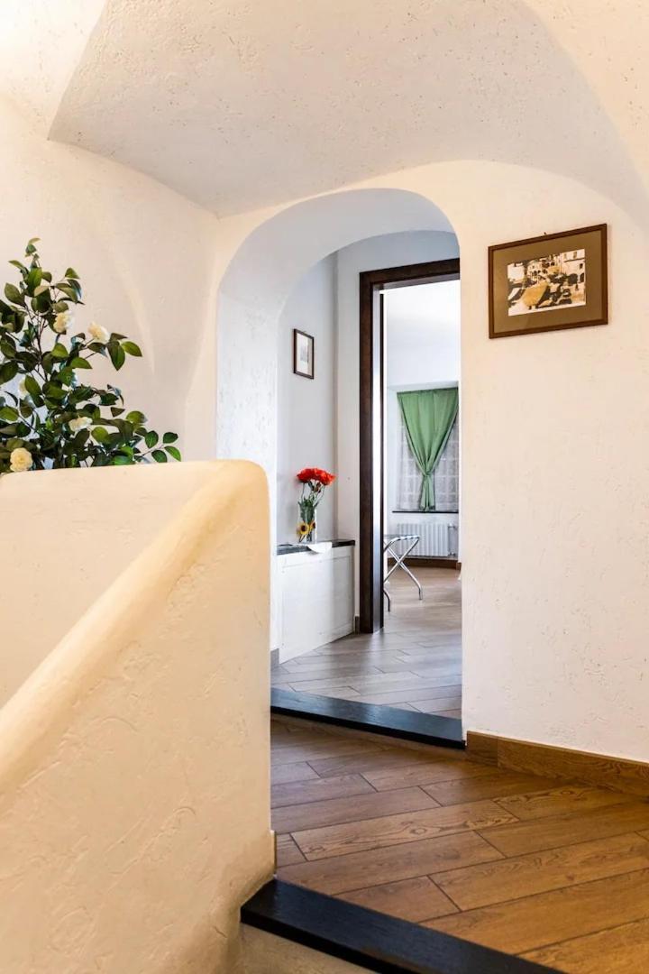 Bed & Breakfast L'Erica Finale Ligure Exterior foto